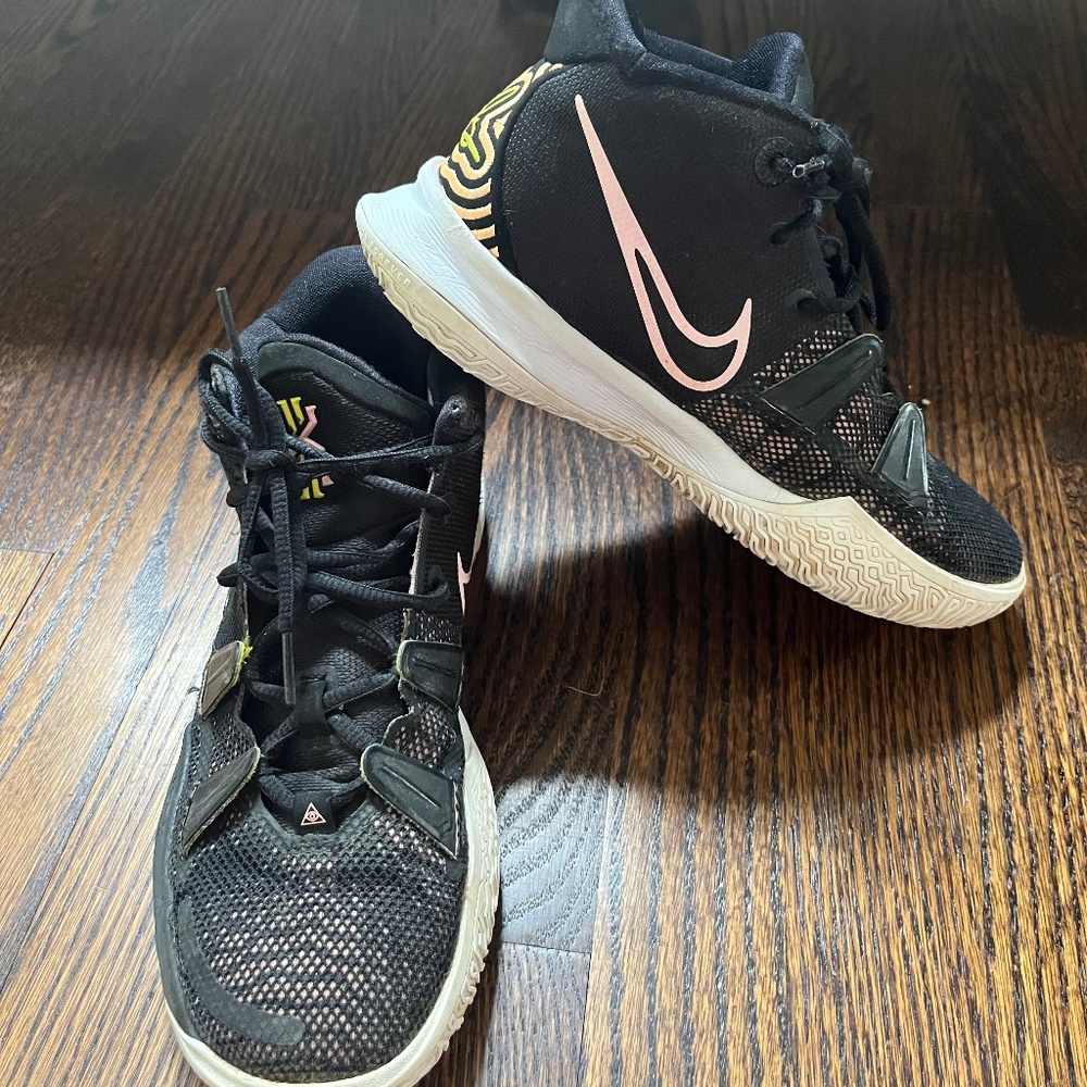 kyrie 7 gs ripple effect kids size 5Y